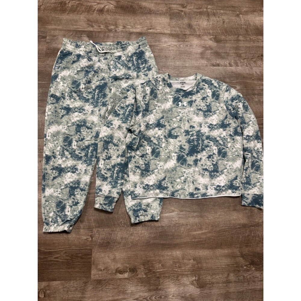 Under Armour Matching Set Joggers & Long Sleeve Shirt